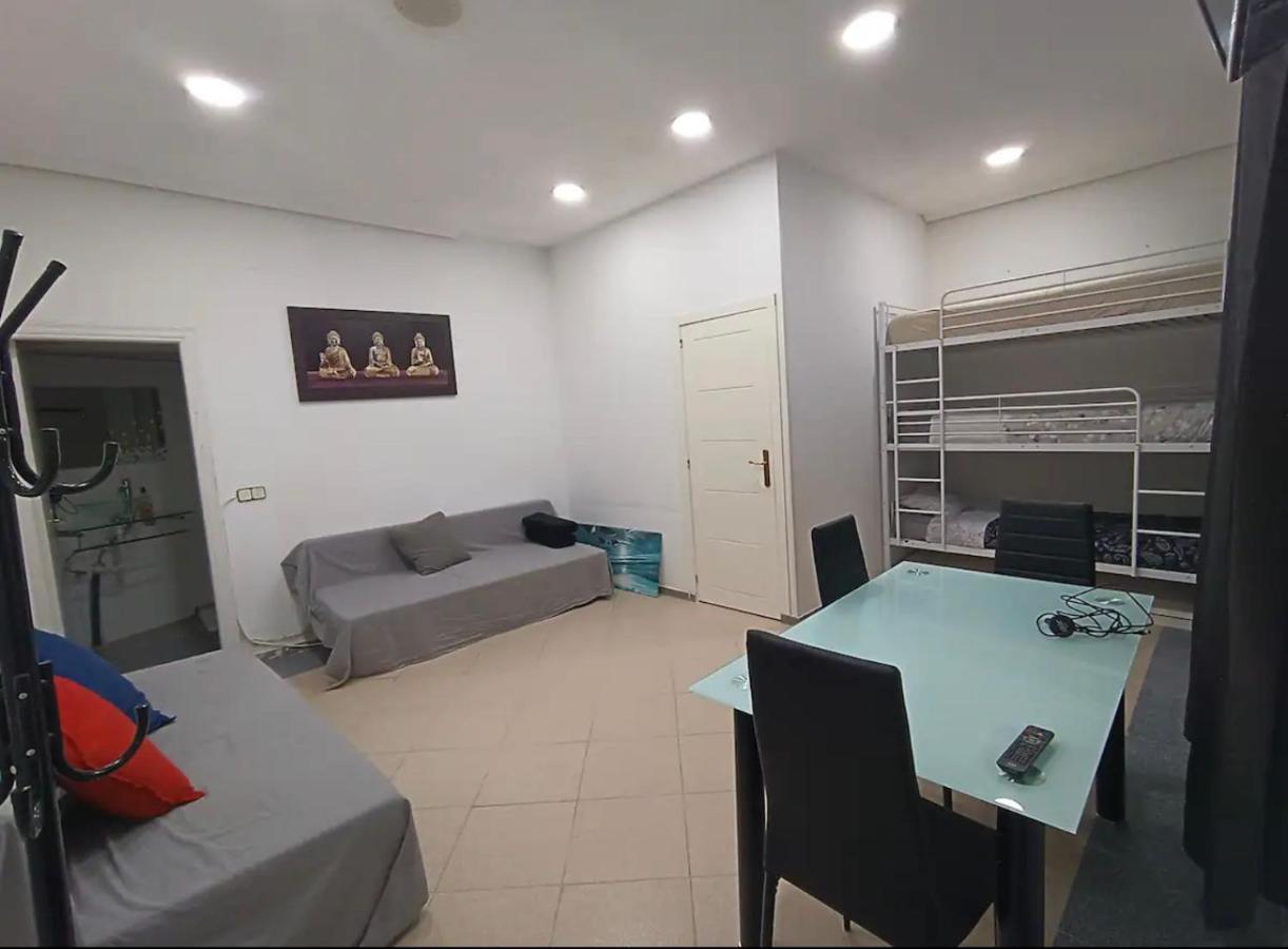 Parsa Booking Мадрид Екстер'єр фото